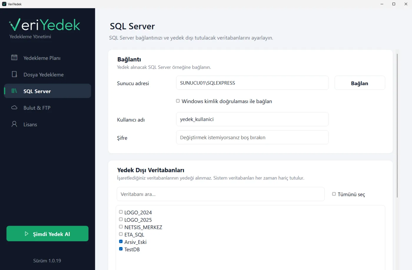 VeriYedek uygulaması – SQL Server ekranı: sunucuya bağlanma, yedek dışı tutulacak veritabanları ve saklama süresi